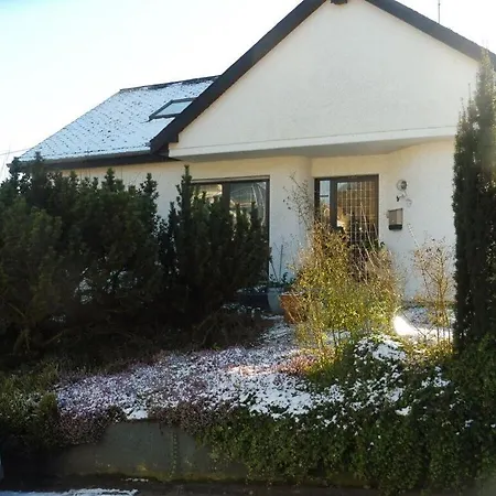 In Landhuisstijl Met Uitzicht Op De Moezel * Piesport